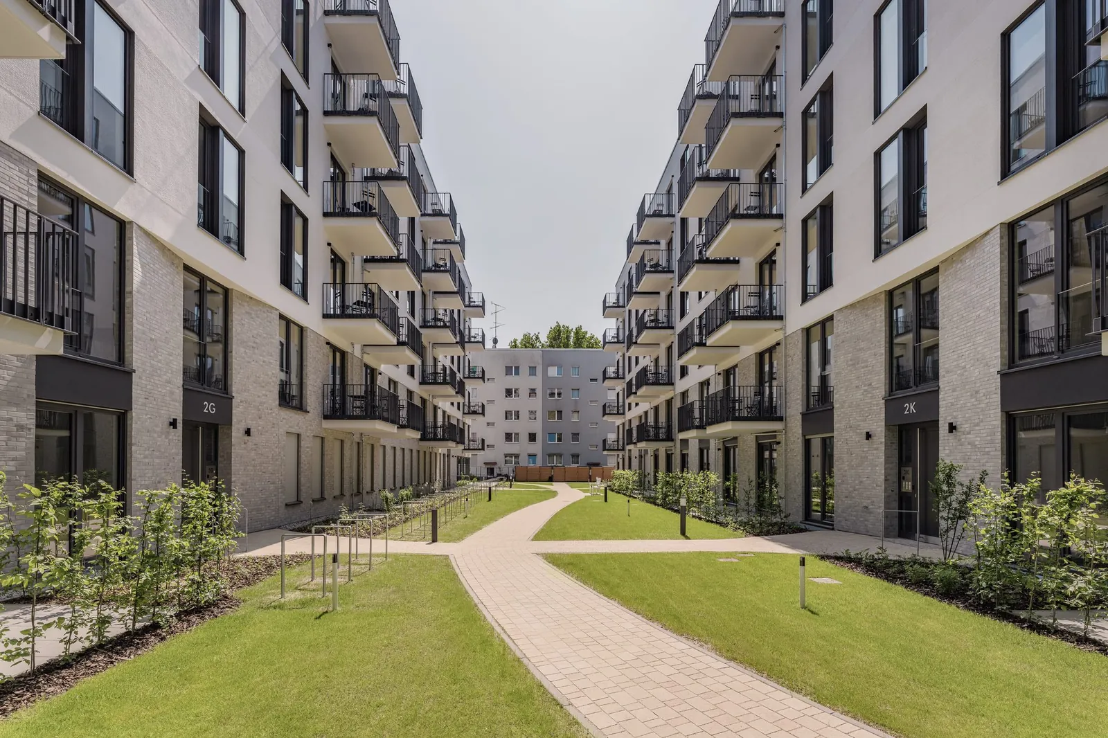 A new home between the lake and the park